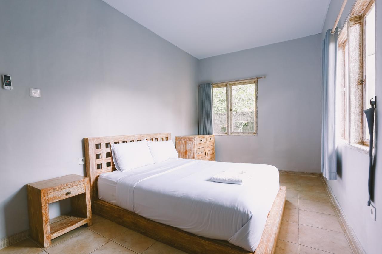 Отель Swan House Canggu Экстерьер фото