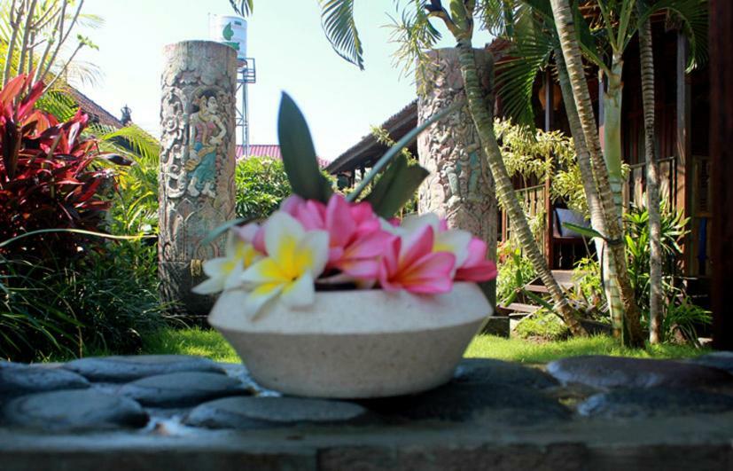 Отель Swan House Canggu Экстерьер фото